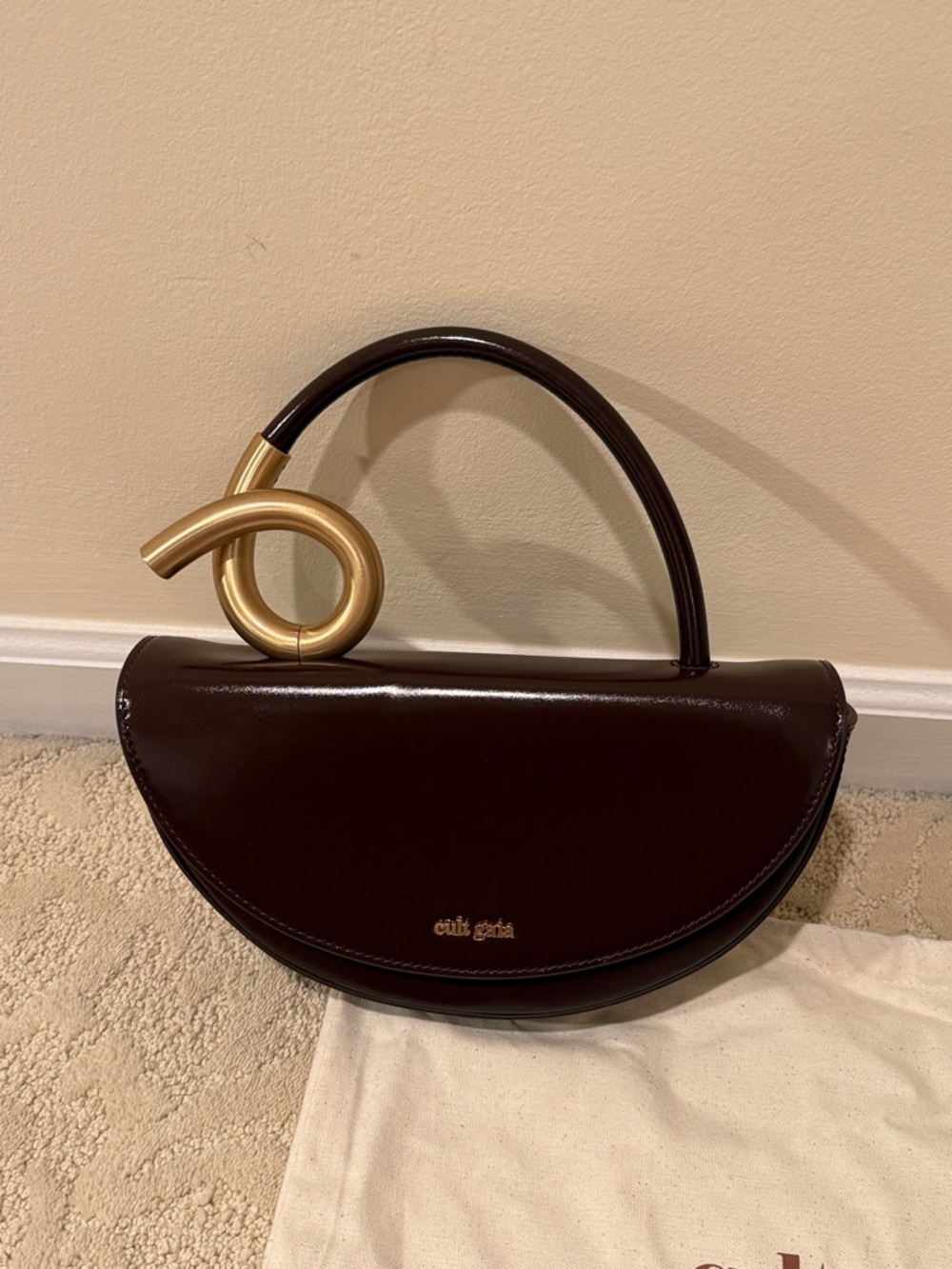 cult gaia dark brown leather half-moon mini bag with gold sculptural handle - Picture 3 of 8
